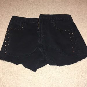 Black forever 21 shorts | OPEN TO TRADING